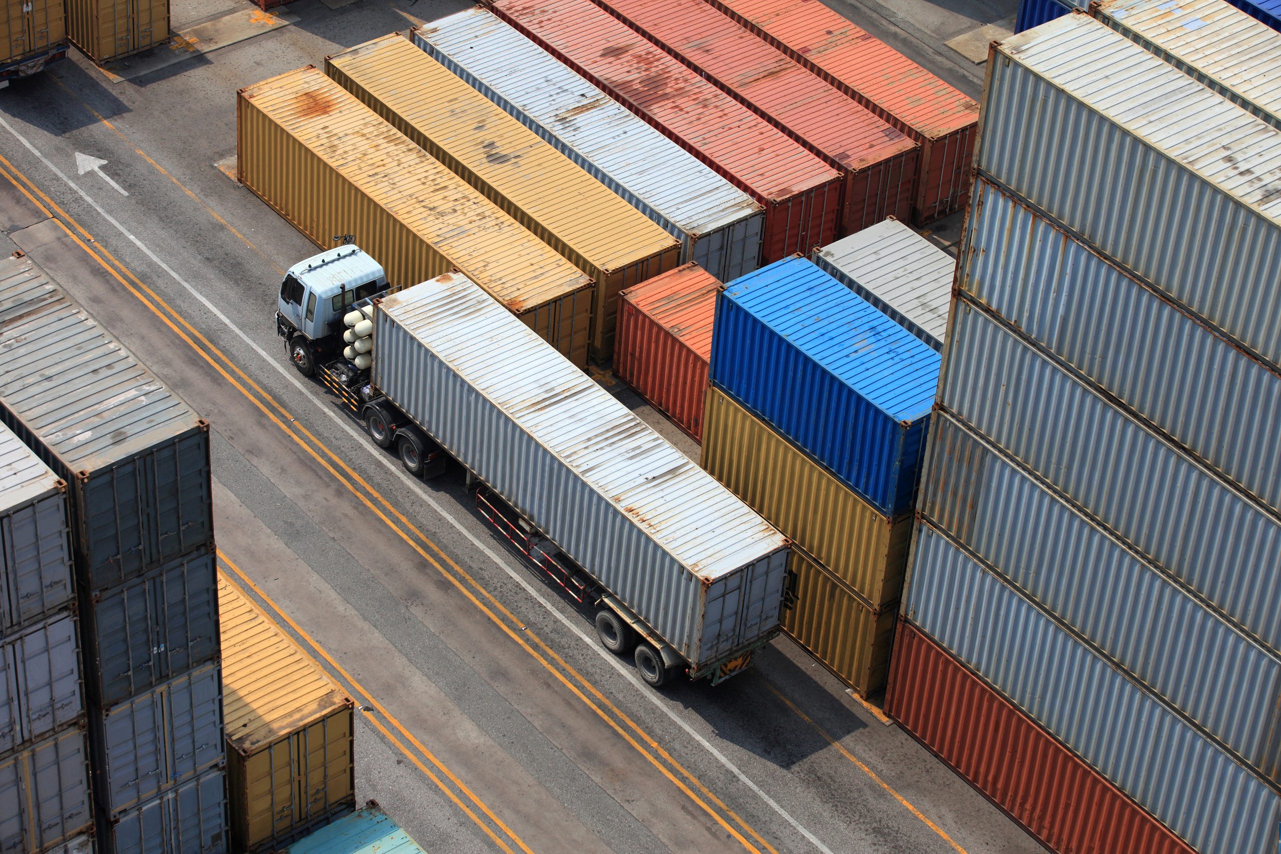container-operation-in-port-series-1-scaled